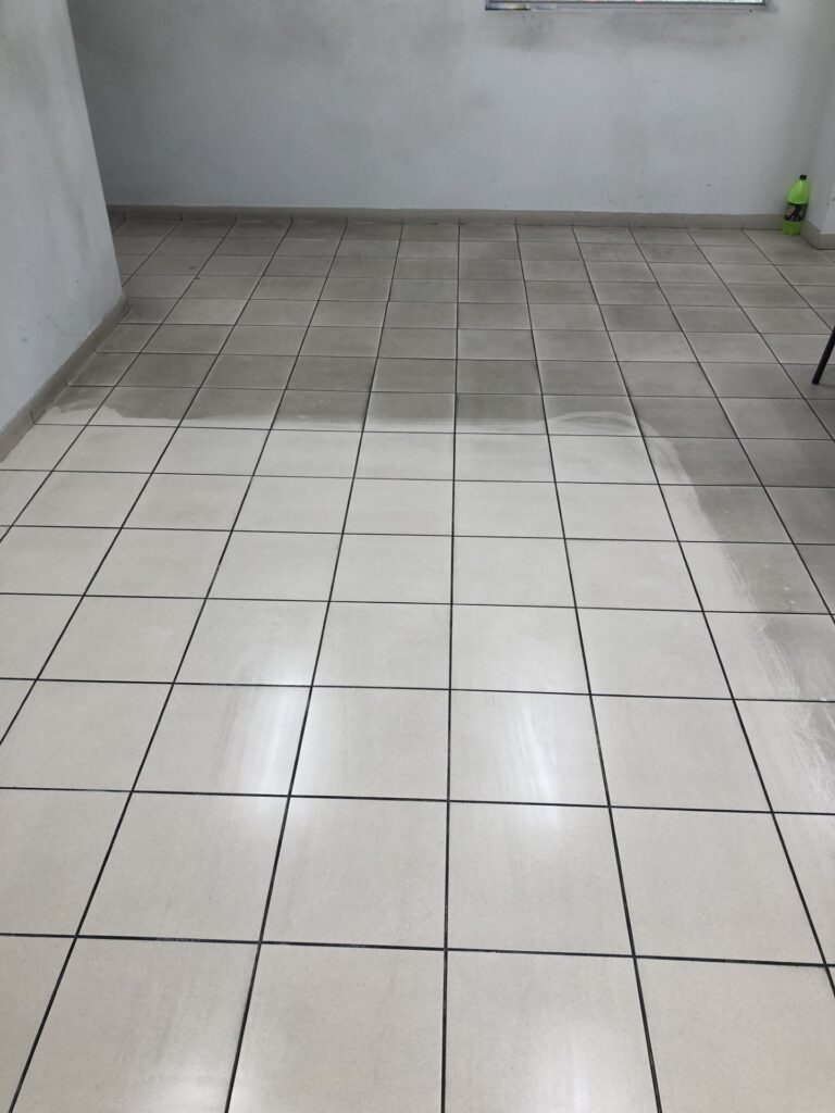 Tile and Grout Cleaning Melbourne - AU Steam Cleaning